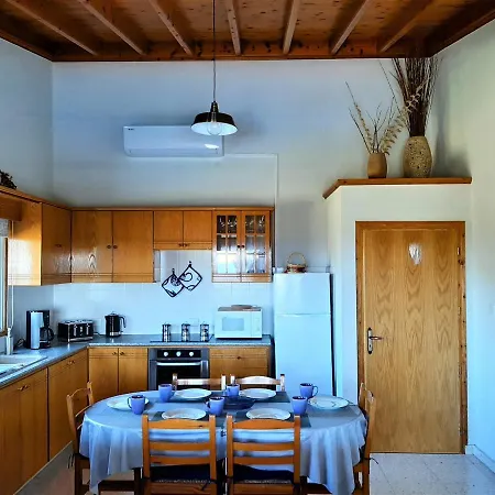 Gavriel - With Breathtaking Sea View, With Private Pool, Secluded, Huge Outdoor Space, Mountain Views فيلة *