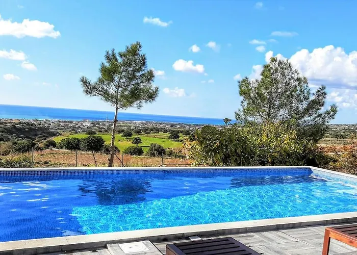 Gavriel - With Breathtaking Sea View, With Private Pool, Secluded, Huge Outdoor Space, Mountain Views ヴィラ