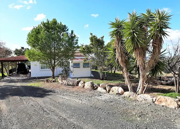 Gavriel - With Breathtaking Sea View, With Private Pool, Secluded, Huge Outdoor Space, Mountain Views * Peyia